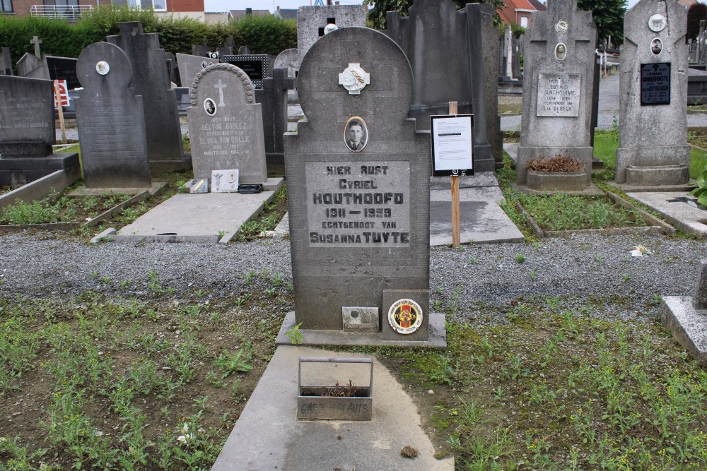 Belgian Graves Veterans Ardooie #4