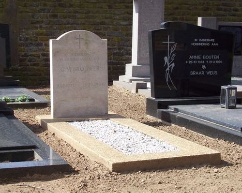 Dutch War Graves Broekhuizenvorst #1