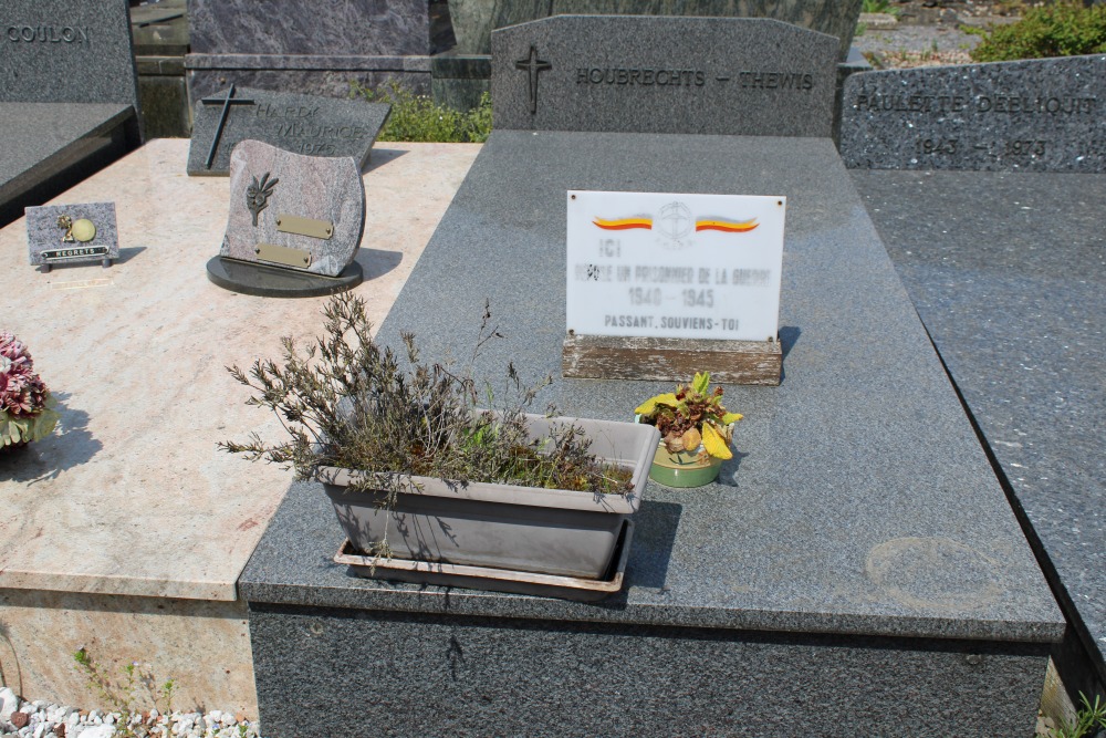 Belgian Graves Veterans Montignies-Saint-Christophe #4