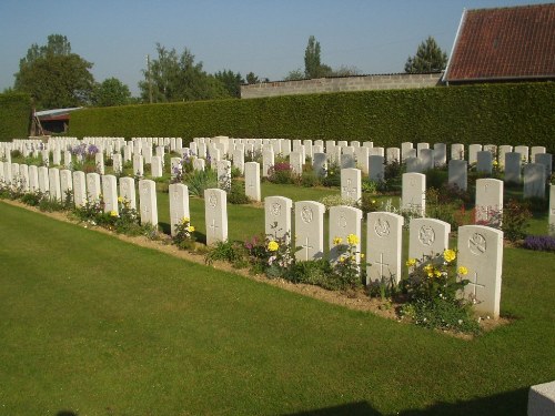 Commonwealth War Cemetery Beaurains Road #1
