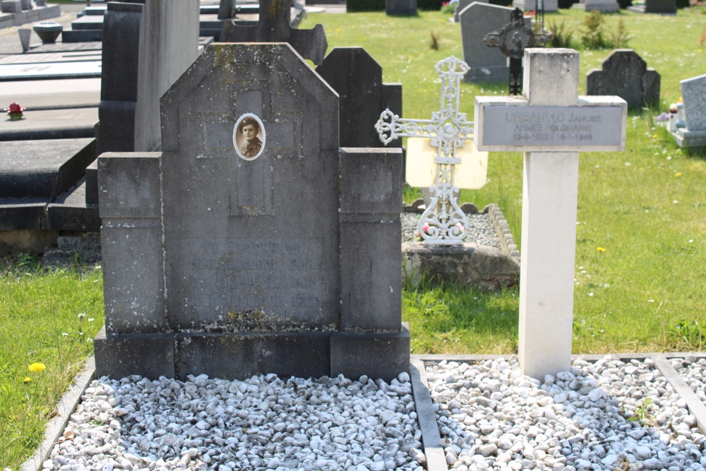 Commonwealth War Graves Chièvres #5