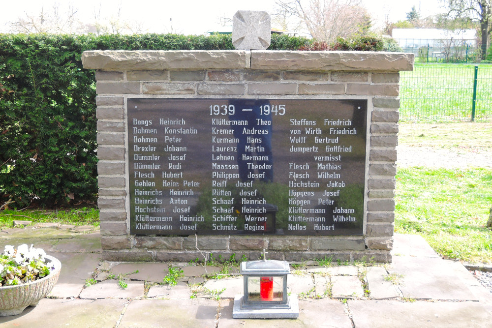 War Graves and Monument Gevenich #5