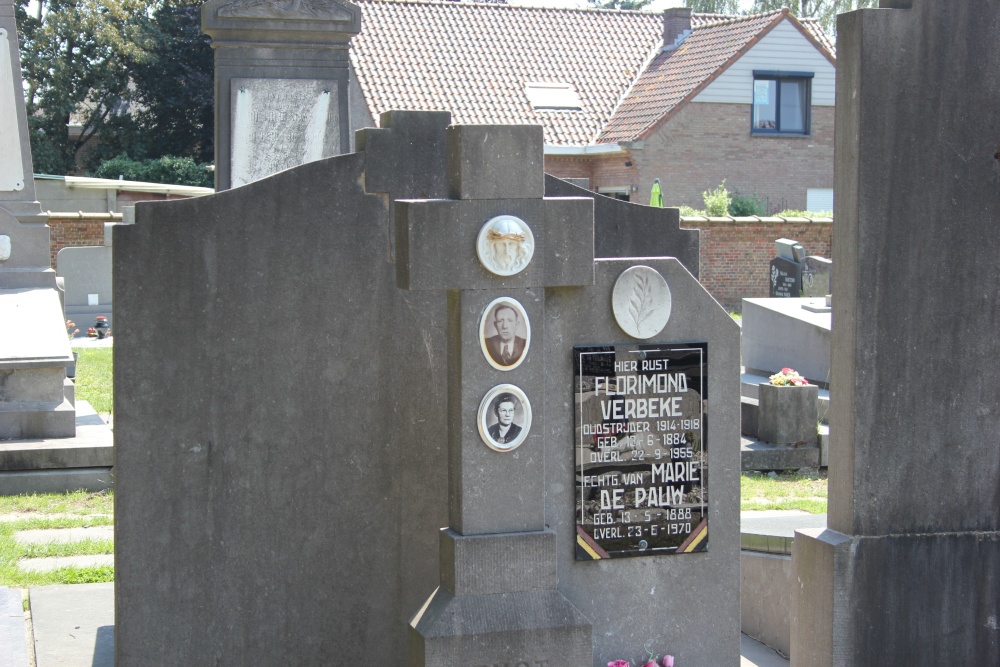 Belgian Graves Veterans Eksaarde #2