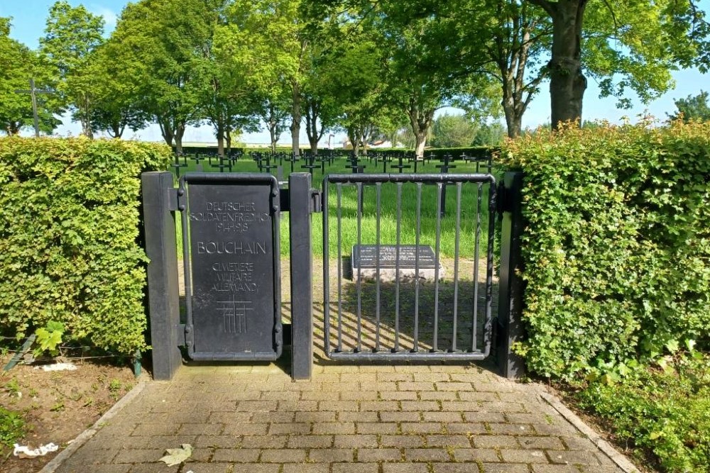 German Military Cemetery Bouchain 1914-1918