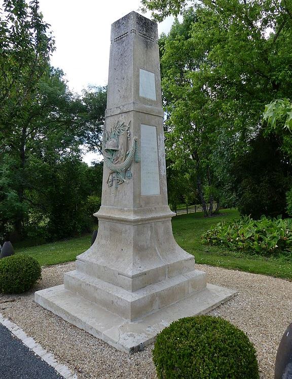 Oorlogsmonument Saint-Andr-de-Double #1