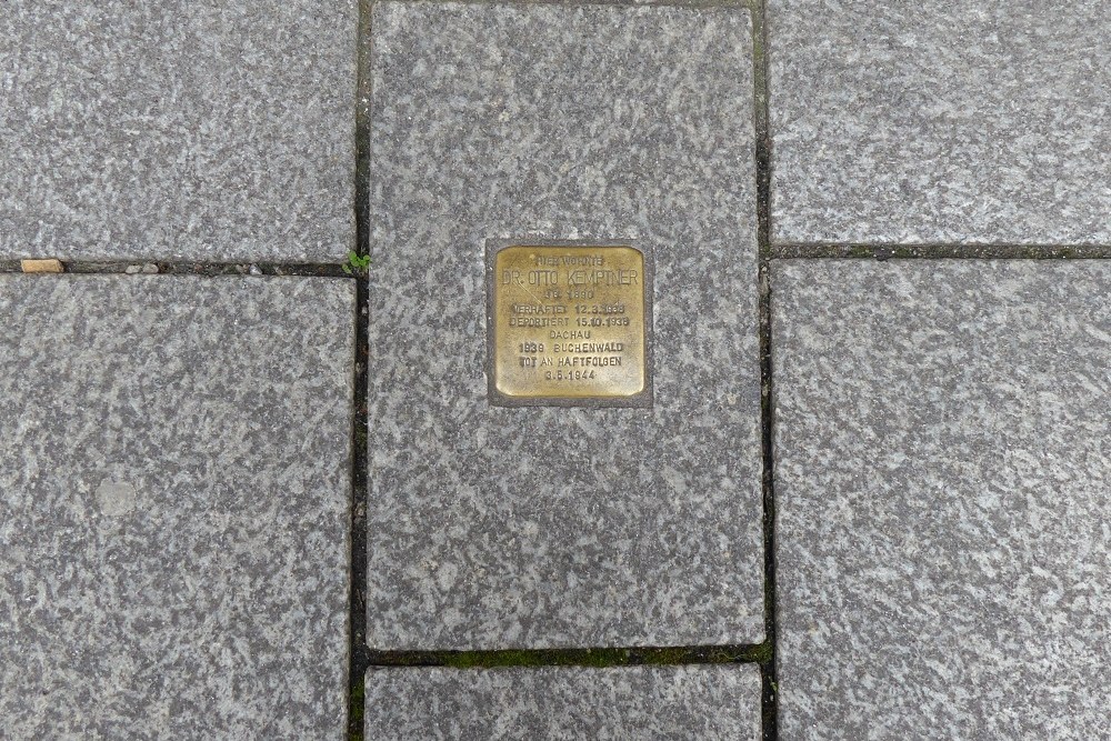 Stumbling Stone Getreidegasse 11 #1