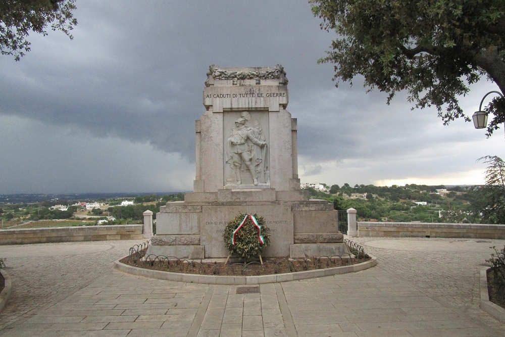 Oorlogsmonument Locorotondo