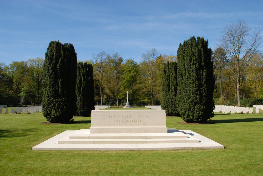 Commonwealth War Cemetery Jonkerbos