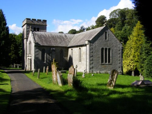 Oorlogsgraf van het Gemenebest St. Peter Churchyard