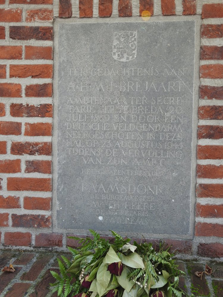 Monument Anton Brejaart #2