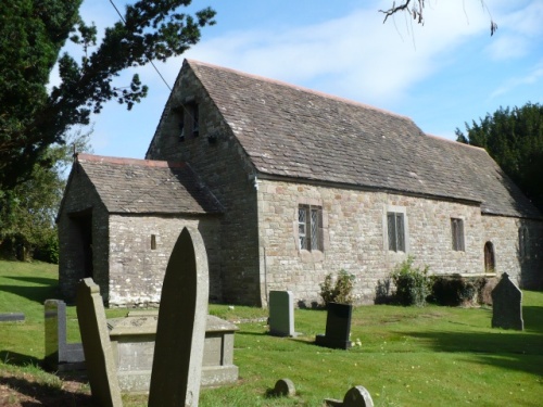 Oorlogsgraf van het Gemenebest St. Tegfedd Churchyard #1