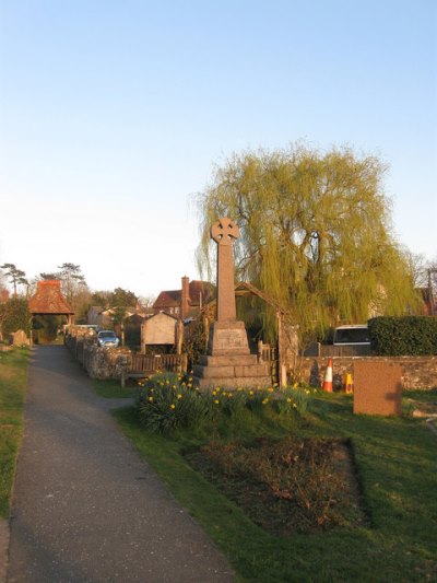 Oorlogsmonument East Hoathly #1