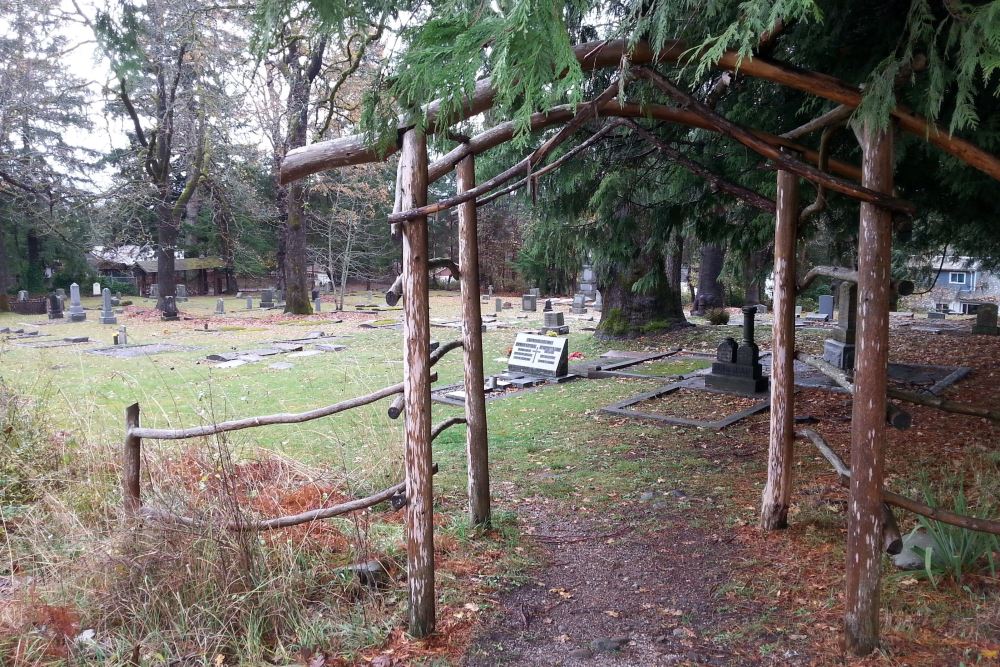 Commonwealth War Graves St. Andrews Anglican Church Cemetery