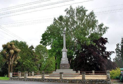 Oorlogsmonument Cust