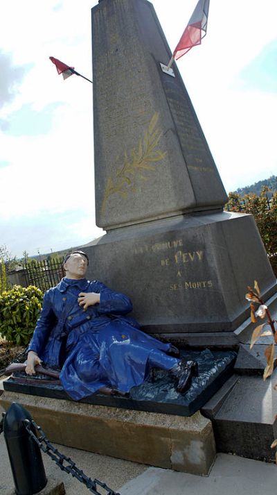 Oorlogsmonument Pévy