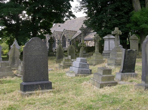 Oorlogsgraven van het Gemenebest St. Peter Churchyard #1