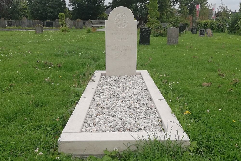 Nederlandse Oorlogsgraven Gemeentelijke Begraafplaats Dinteloord #1