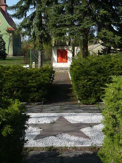 Soviet War Cemetery Welzow #1