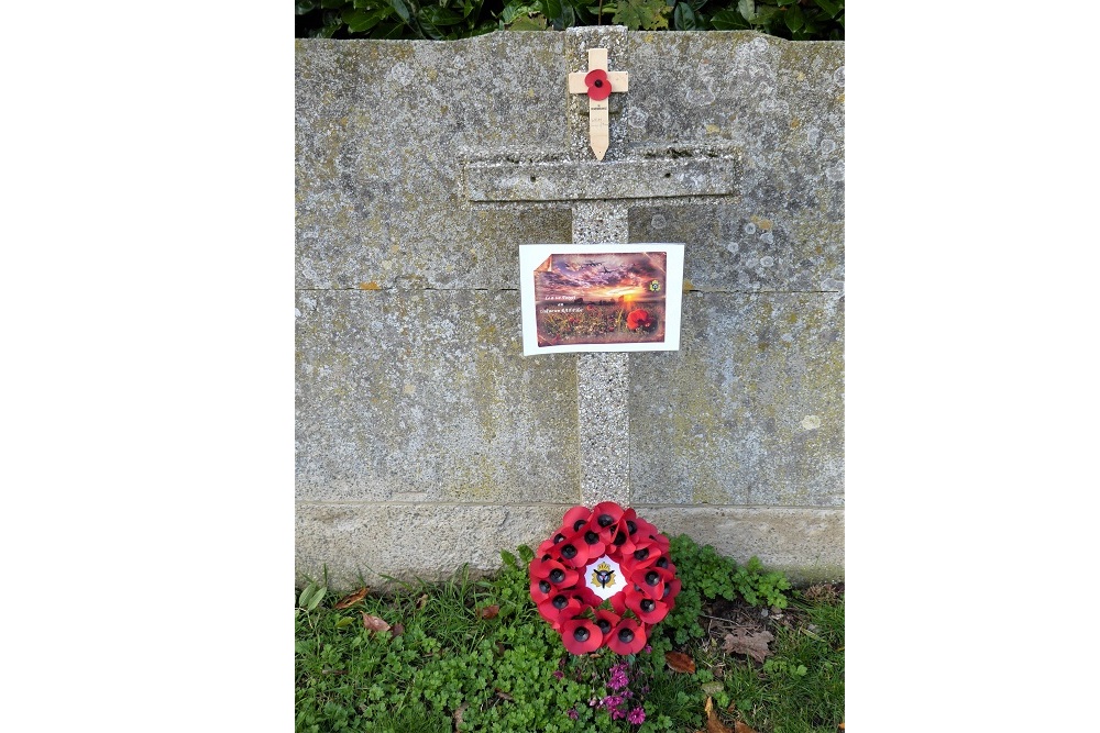 Former British War Grave Ressegem #1