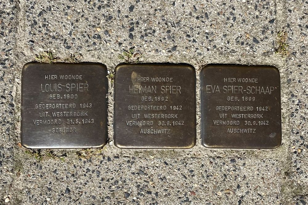 Stolpersteine Badhuisweg 26