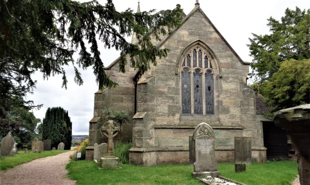 Oorlogsgraven van het Gemenebest St. John Churchyard