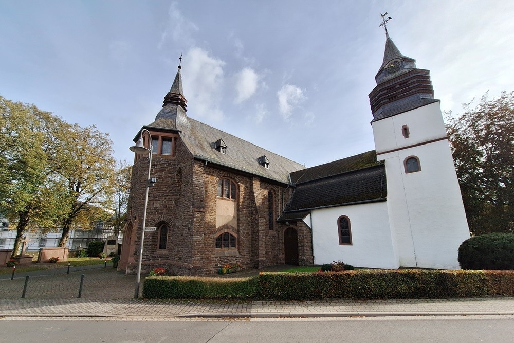 Memorial Saint Mary Magdalene Church Arzfeld #5