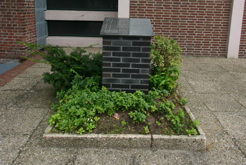 Monument 'Sporen die bleven' Leunen #1