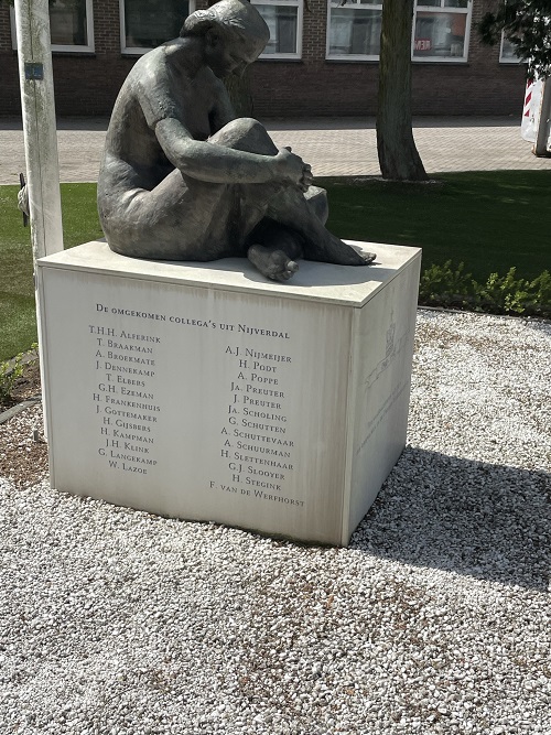 Monument Omgekomen Medewerkers TenCate #3