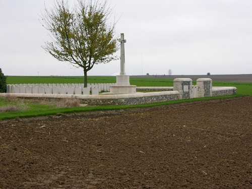 Commonwealth War Cemetery Cuckoo Passage #1