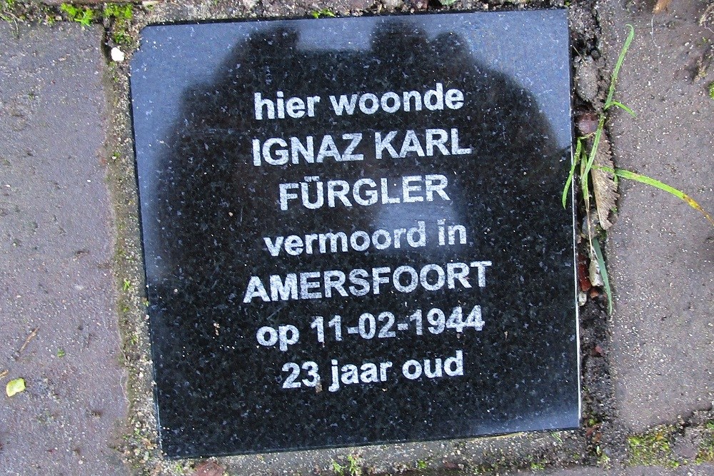 Memorial Stone Kapelweg 98 #2