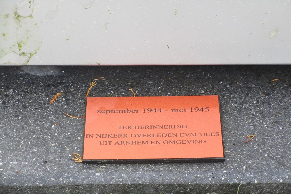 Evacuation Memorial General Cemetery Nijkerk #2