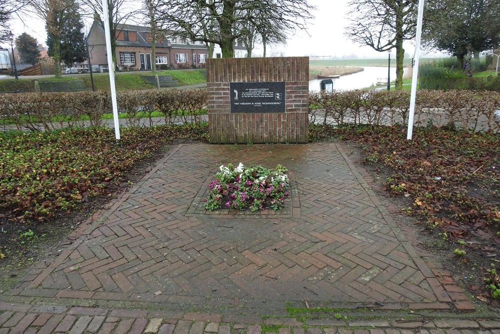 Oorlogsmonument Hooge Zwaluwe #1