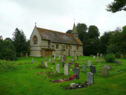 Commonwealth War Grave St. James Churchyard #1