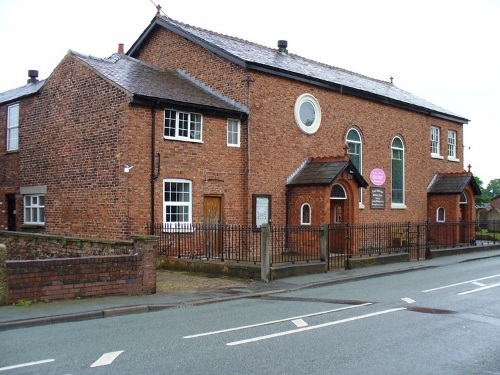 Commonwealth War Graves Lower Withington Wesleyan Methodist Chapelyard #1