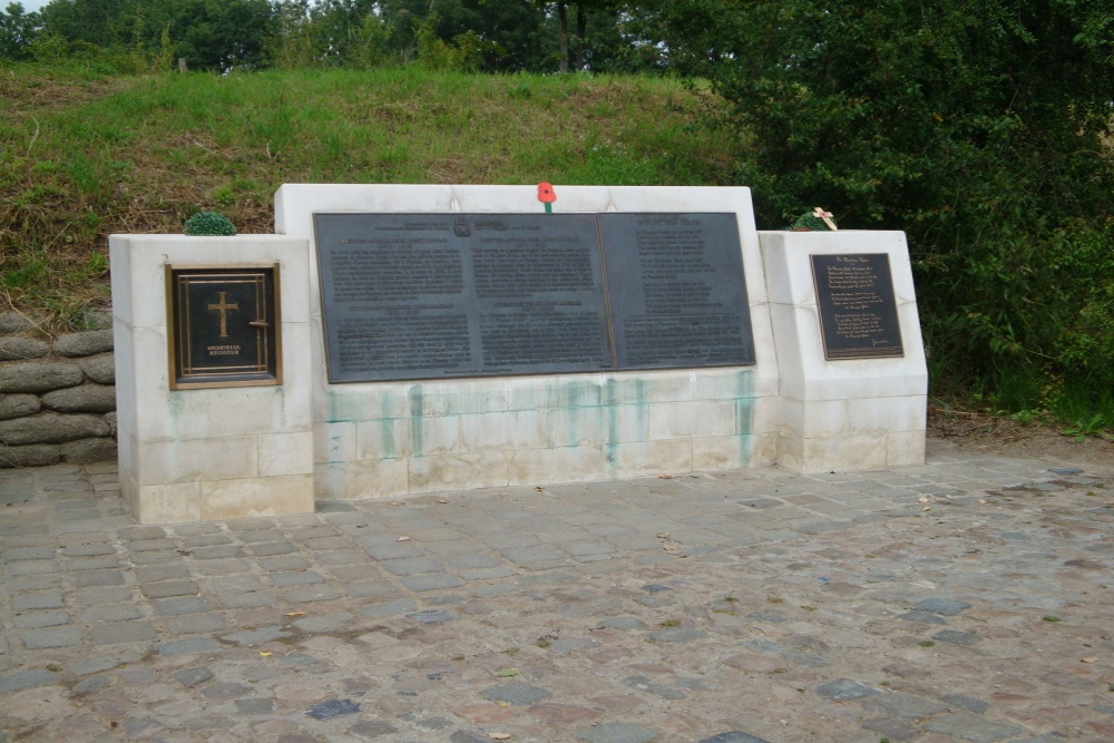 Monument John McCrae
