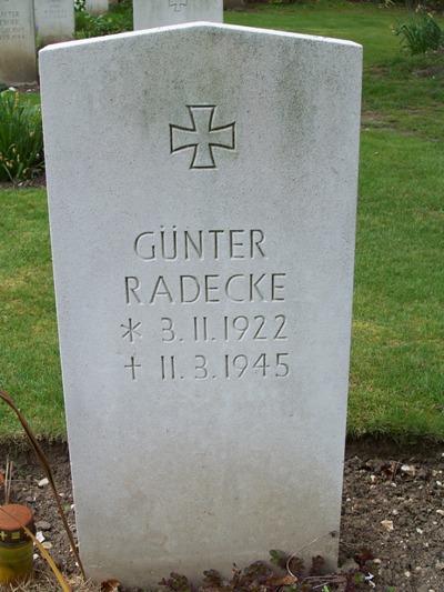 German War Graves Basingstoke #3