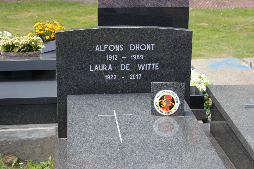 Belgian Graves Veterans Middelburg (Maldegem) #1