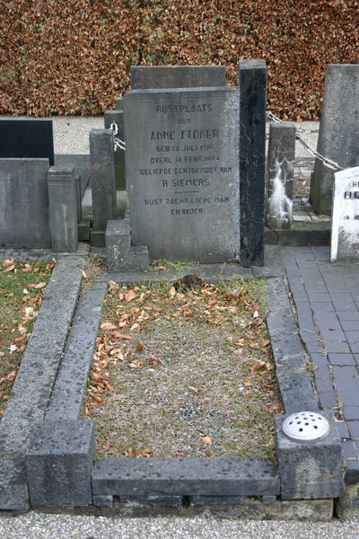 Dutch War Grave Terpelkanaal #2