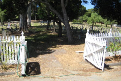 Commonwealth War Grave Mare Island Cemetery