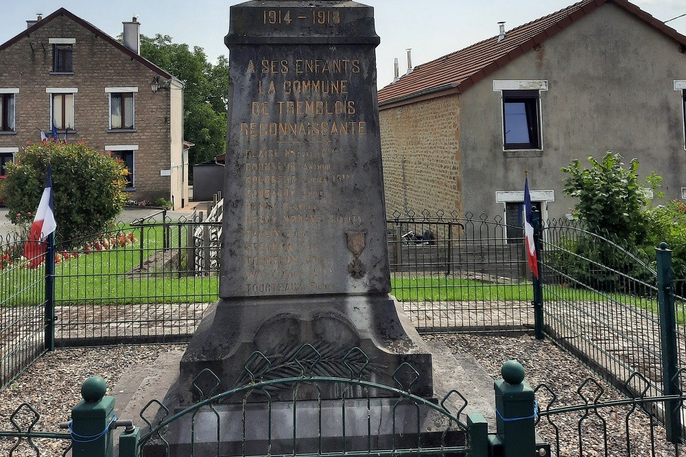 Oorlogsmonument Tremblois-les-Carignan #2