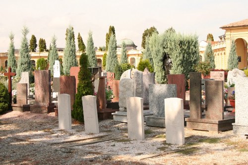Commonwealth War Graves Voghera #1