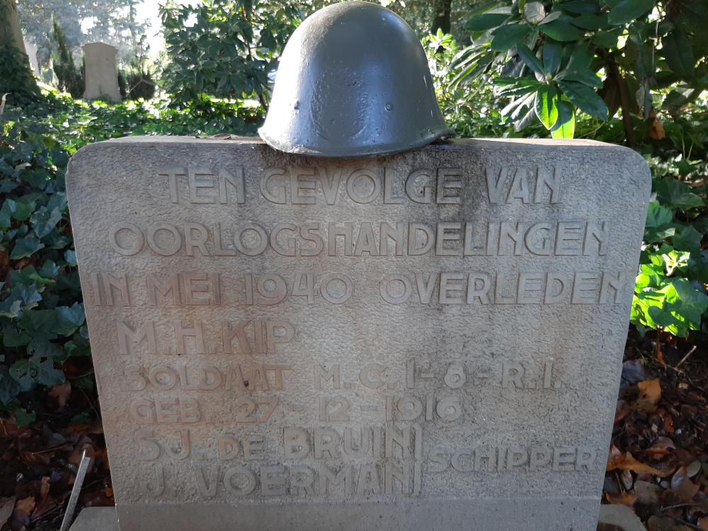 Nederlandse Oorlogsgraven Doesburg #3