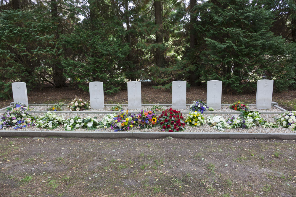 Oorlogsgraven van het Gemenebest Algemene Begraafplaats Moscowa Arnhem #2