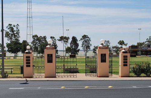 War Memorial Barmera #1