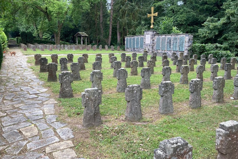 Duitse Oorlogsgraven Eichholzfriedhof Arnsberg #1