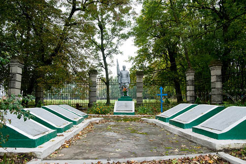 Mass Grave Russian Soldiers & War Memorial 1944