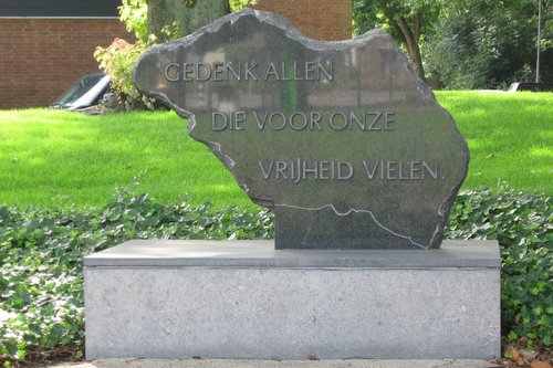 Oorlogsmonument Tholen #2