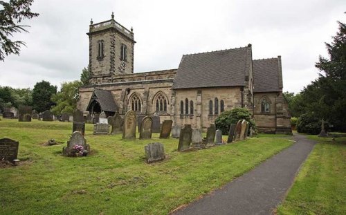 Commonwealth War Graves St. Nicholas Churchyard