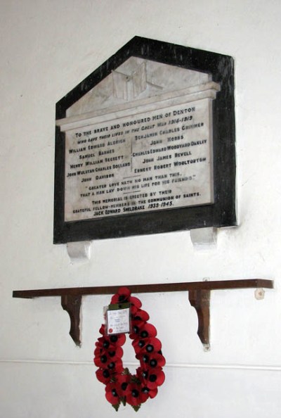Oorlogsmonument St Mary Church #1