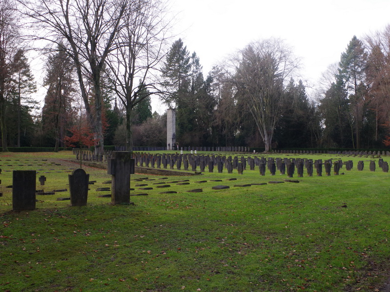 Duitse Oorlogsgraven Sdfriedhof Kln